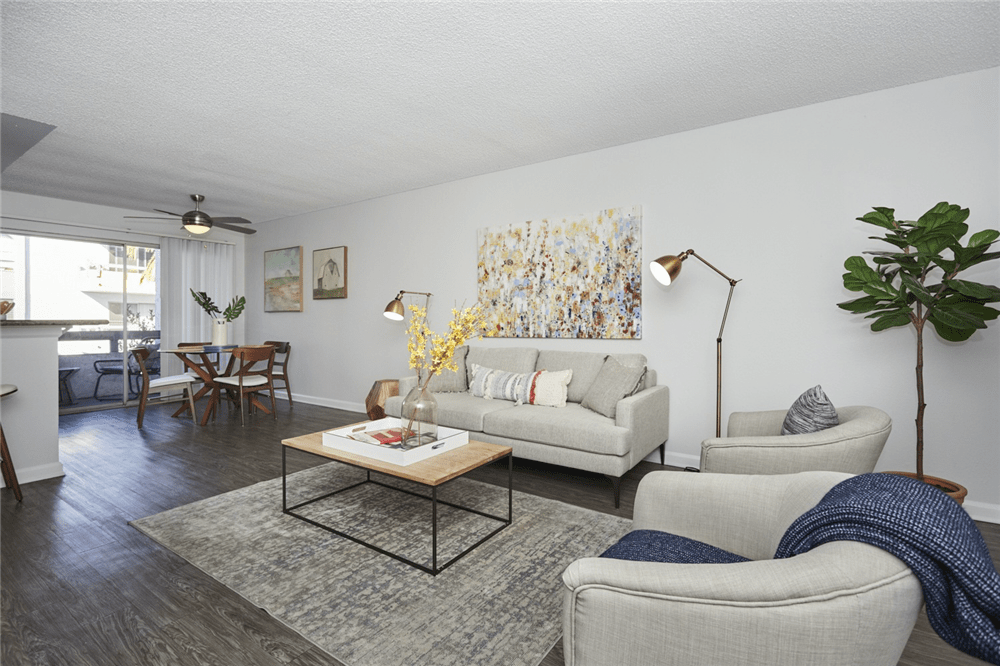 Modern sofa set